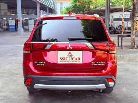Mitsubishi Outlander 2.0CVT màu  Đỏ  sản xuất  2018 odo 57.000km xe cực hiếm1790566619331_8738664610871529058_g80116151425396539_8b9c8184fc62122c2c5d6aa7fed5b4b1