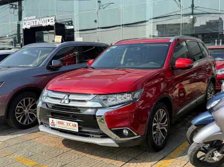 Mitsubishi Outlander 2.0CVT màu  Đỏ  sản xuất  2018 odo 57.000km xe cực hiếm1790566619333_8738664610871529058_g80116151425396539_323a8bddf9802979a39d4ee4501c9dee