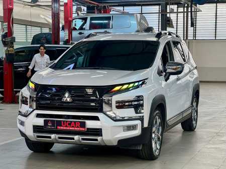 Mitsubishi Xpander Cross 1.5L AT - Nhập Indo odo 78.600 km
