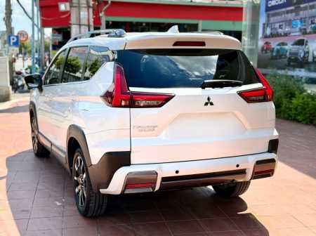 Mitsubishi Xpander Cross odo 11.000 kmz7970094907007_540714178e2a55758140446c00c586d3