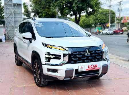 Mitsubishi Xpander Cross odo 11.000 kmz7970094948398_83b0dbd99bc5c246a6548f0fc457f437