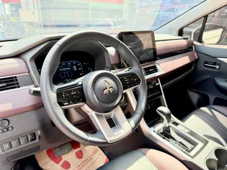 Mitsubishi Xpander Cross odo 11.000 kmz7970095052112_076e310650db18614cd34aa223132455